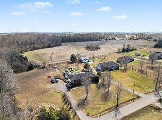 1510 Rapids Rd, Portland, TN 37148