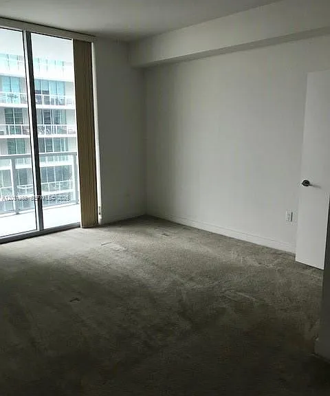 79 SW 12th St #3109 — Photo 4