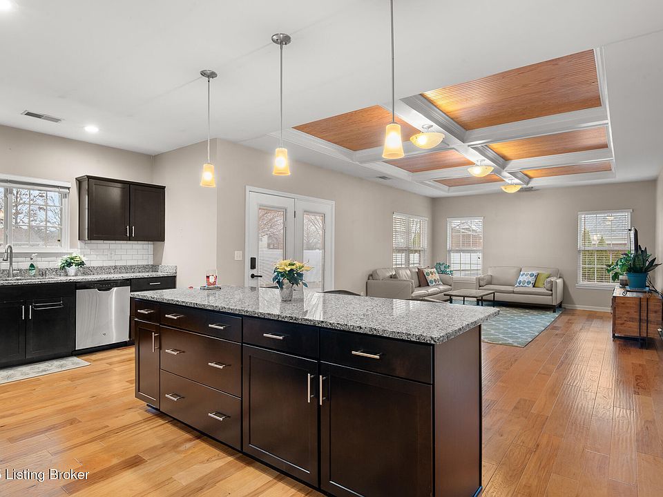 1st image of 505 Eagle Pointe Dr