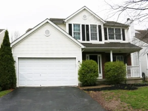 281 Iris Trail Dr, Galloway, OH 43119
