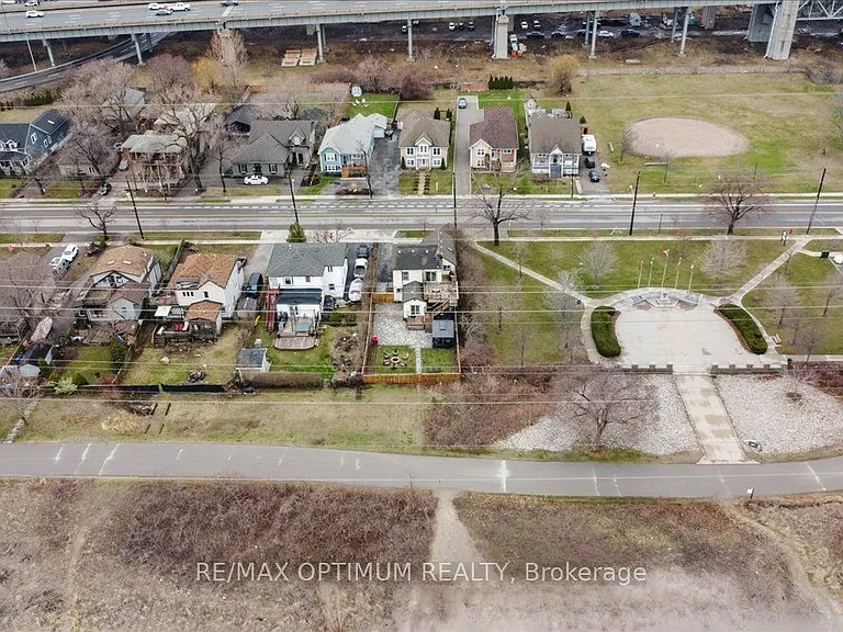 1019 Beach Blvd — Photo 42