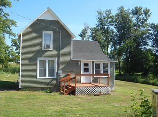 702 Market St, Delmar, IA 52037