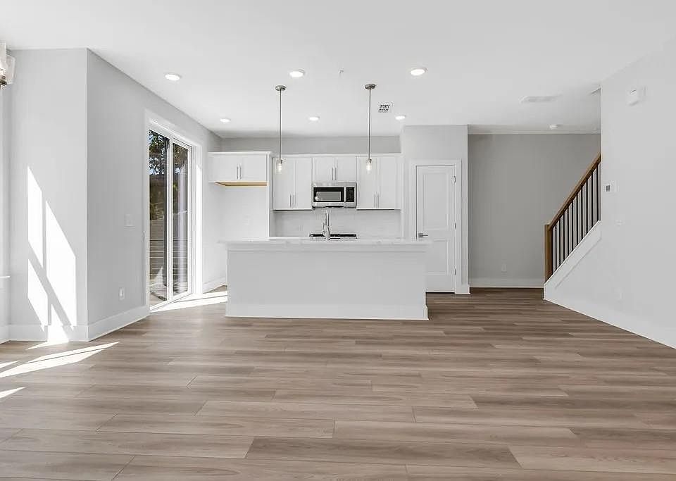 1st image of 734 Urban Grange Way