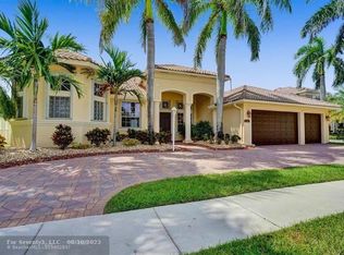 1181 NW 138th Ter, Pembroke Pines, FL 33028
