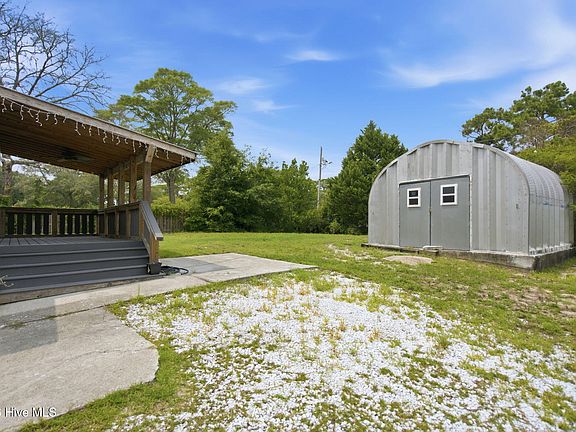 5th image of 123 Rockledge Road