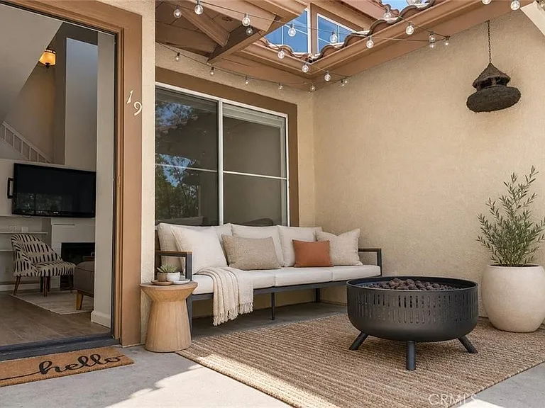 19 Vista Colinas — Photo 12