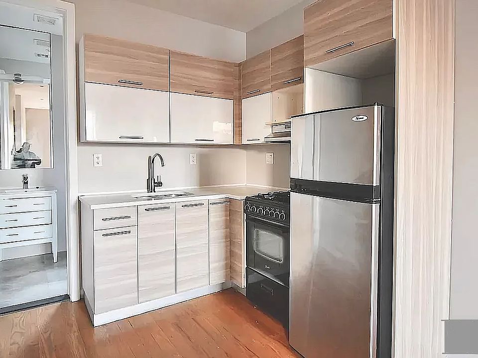 1st image of 673 Halsey St APT 3A