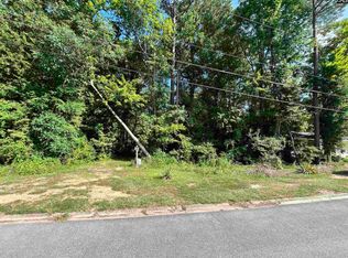 1120 Newnham Dr, Columbia, SC 29210