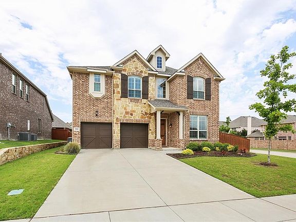 2nd image of 1909 Shireridge Dr