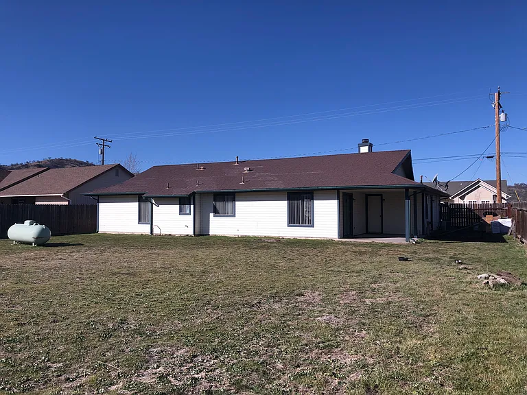 18340 Santa Anita St — Photo 2