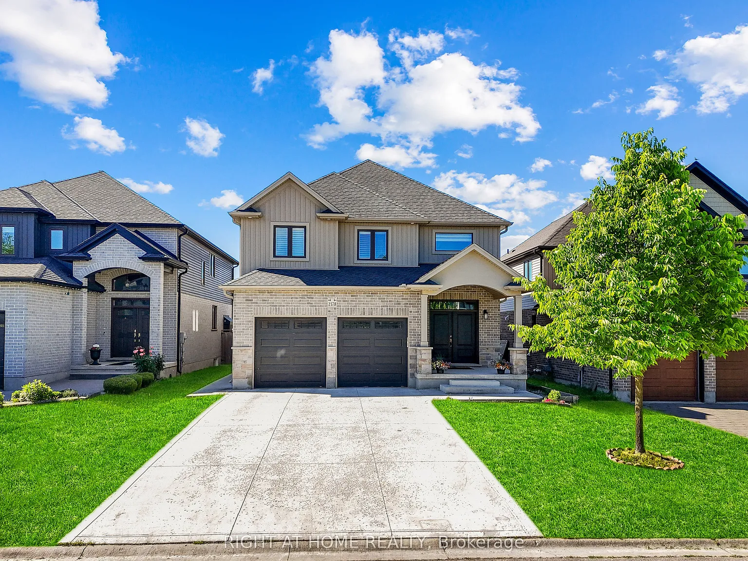 4 bed, $3,200 — Photo 1