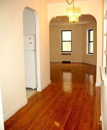 4th image of 3006 29th St