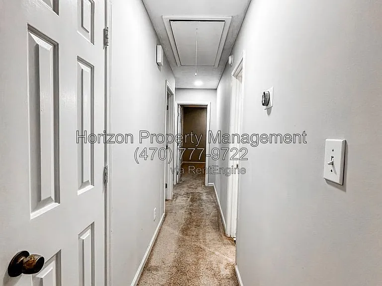 4925 Farmstead Ct NE — Photo 11