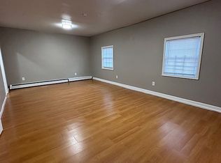 168 Bayview Ave #2, Jersey City, NJ 07305