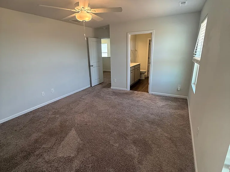 3909 Angel Hill Ln — Photo 22