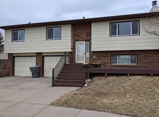 645 Herschler Ave, Evanston, WY 82930