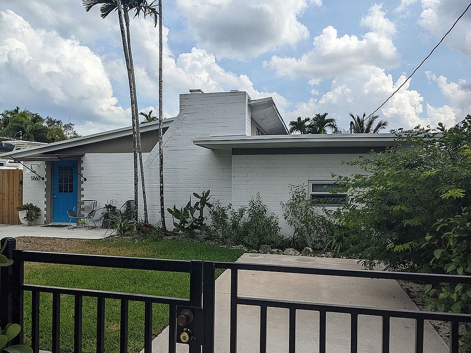 1st image of 5860 SW 26th St