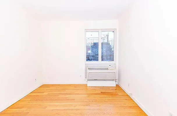 Rented by Reside New York | media 5