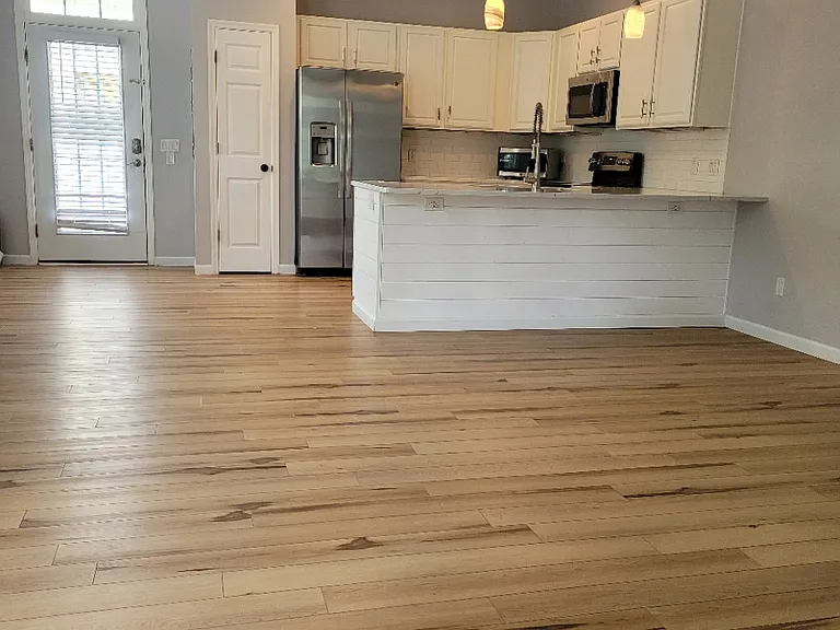 1 Abbey Ave — Photo 8