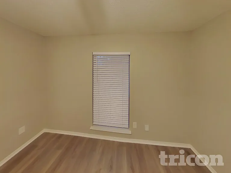 300 Ripplewood Dr — Photo 11
