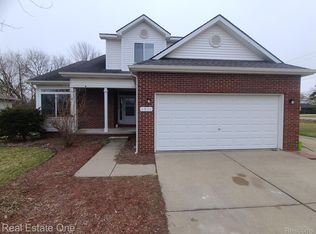 1511 Newcastle Dr, Davison, MI