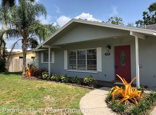 2932 Pinecrest St, Sarasota, FL 34239