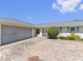 Woodcrest, Boynton Beach, FL 33435