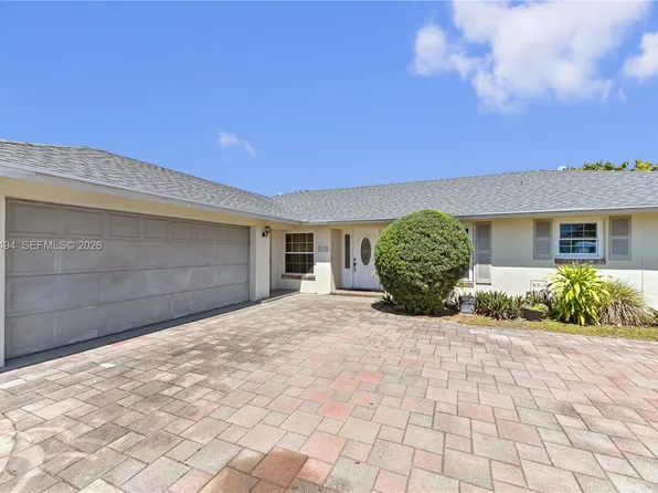 315 SW 12th Ave, Boynton Beach, FL 33435