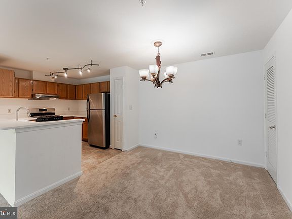 5th image of 3406 Bitterwood Pl APT J202
