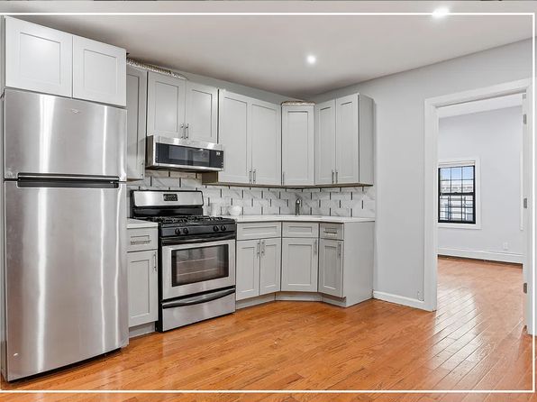 304A Sumpter St #2F