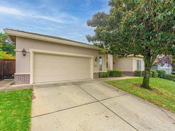 2nd image of 2411 Horseshoe Ct