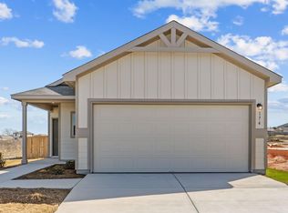 174 Green Berets Bnd, Jarrell, TX 76537