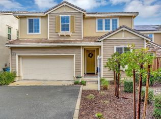 2085 Kingwood Rd, Rohnert Park, CA 94928