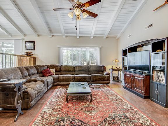 2nd image of 11200 Creekhaven Ct