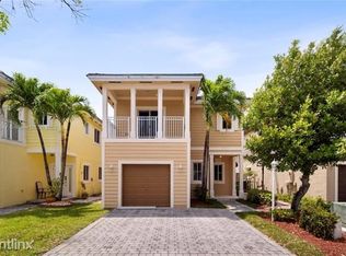 376 NE 35th Ter, Homestead, FL 33033