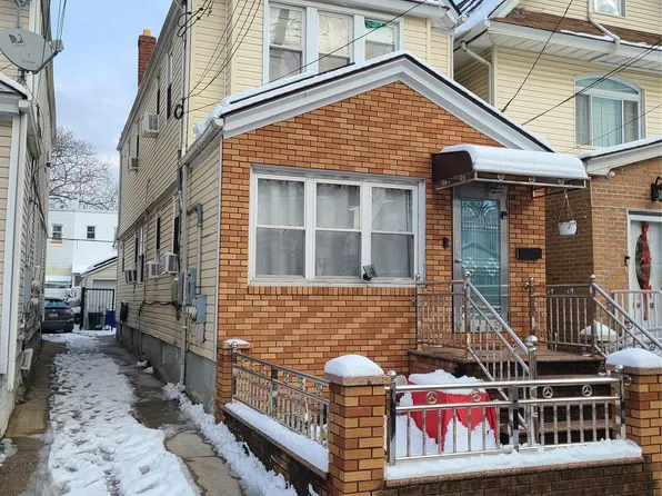 10451 115th Street, Richmond Hill S., NY 11419