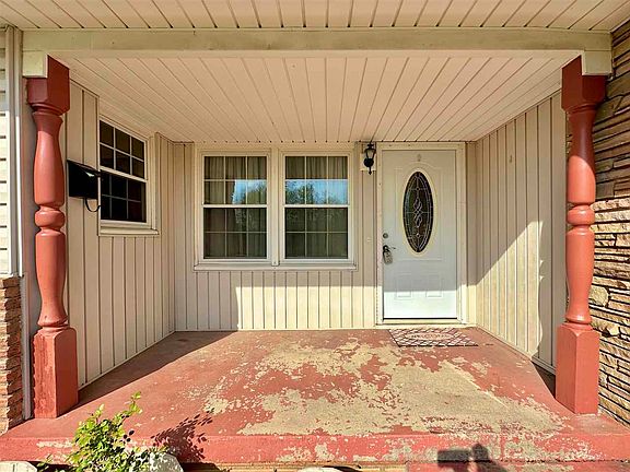 3rd image of 1712 Richway Dr