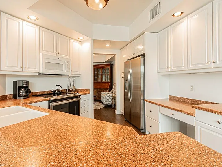 300 Dunes Blvd #105 — Photo 18