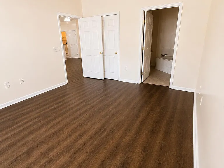 2225 Locksley Woods Dr #C — Photo 14