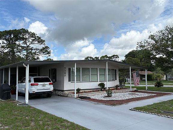 3rd image of 7363 BROOKRIDGE CENTRAL BOULEVARD