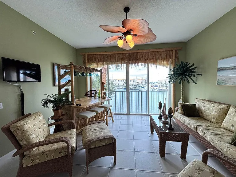 12 Harbour Isle Dr W #204 — Photo 10