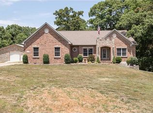 2025 Jc Ln, Fenton, MO 63026