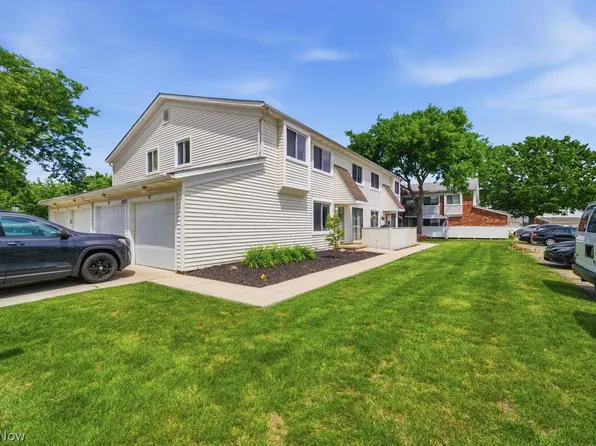 5488 Wildwood Ct APT B, Willoughby, OH 44094