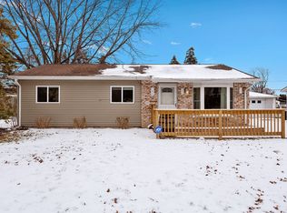 108 Olympic Dr, Bolingbrook, IL 60440