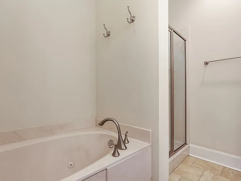 425 E McDonough St #101 — Photo 14