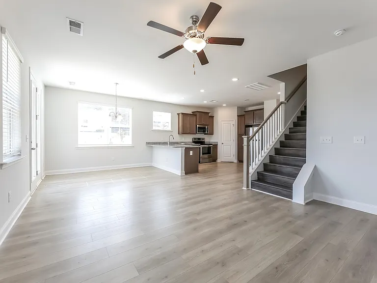 309 Woodgate Way — Photo 8