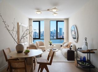 482 Kent Ave #901, Brooklyn, NY 11249