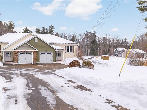 3rd image of 224-224B Worcester Rd