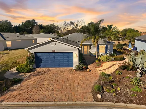 1145 Meadowbend Dr, Leesburg, FL 34748