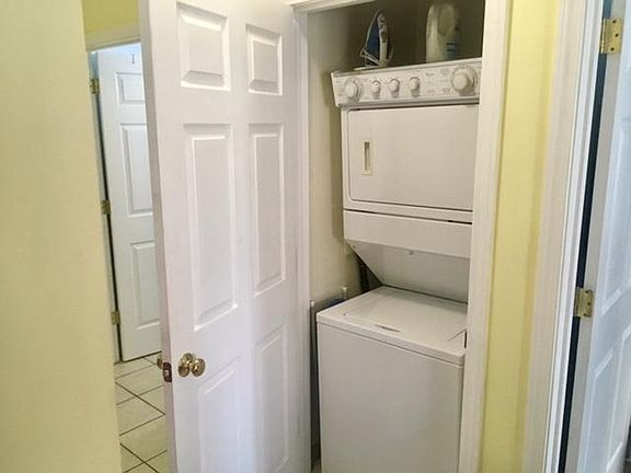 4th image of 18 Harbor Ave APT 308